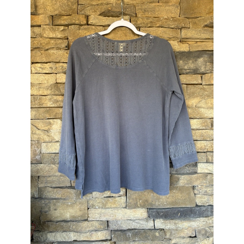 Cupio-Lg-Blue Gray‎ Thermal Top with Lace Accents Nwt - Picture 5 of 5